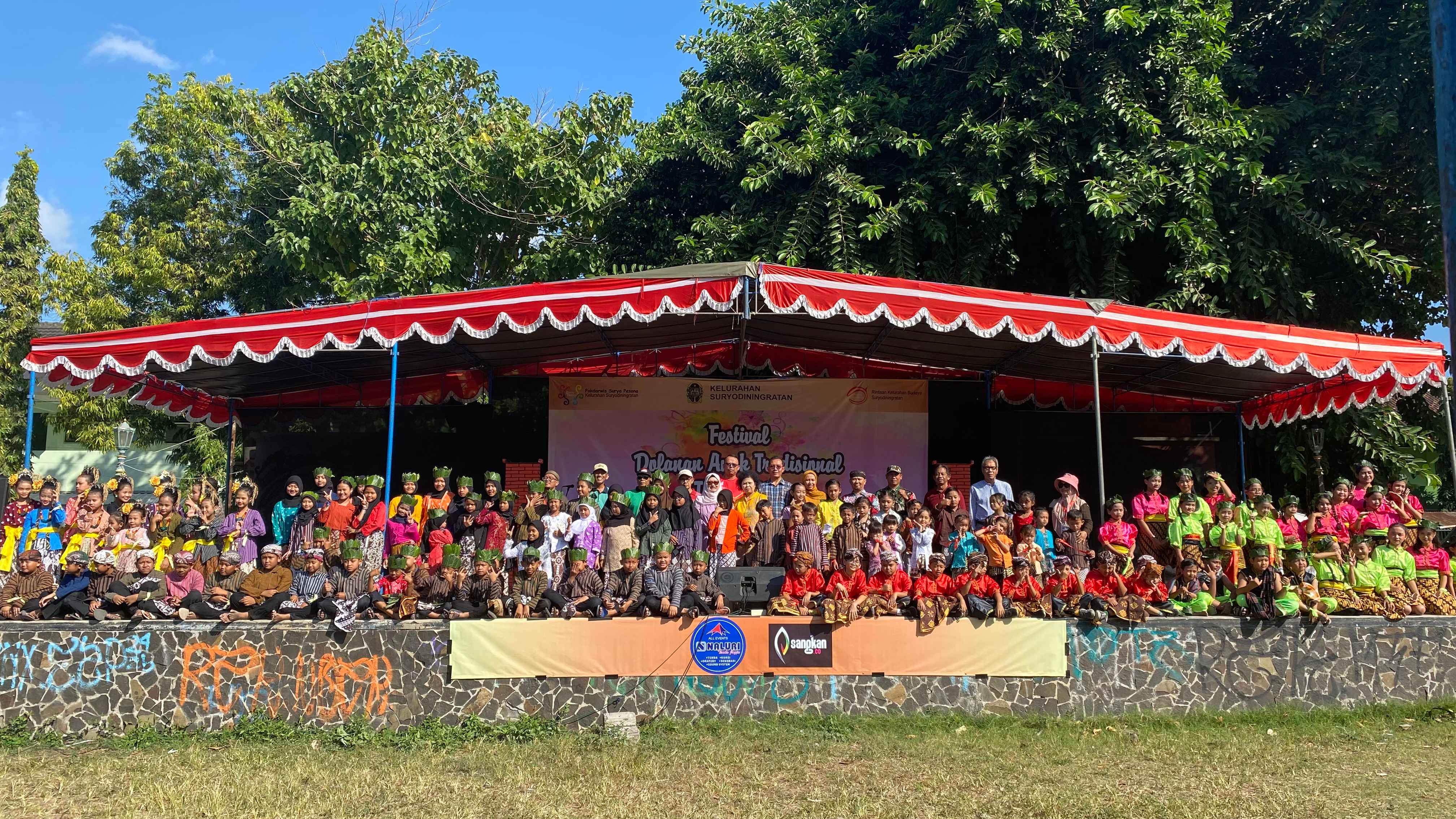 Kelurahan Suryodiningratan Gelar Festival Dolanan Anak Tradisional Tahun 2024